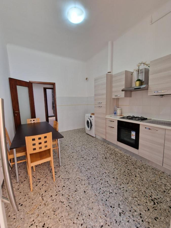La Casa Della Stazione Apartment La Spezia Exterior foto